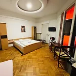 Iancu * Bukarest